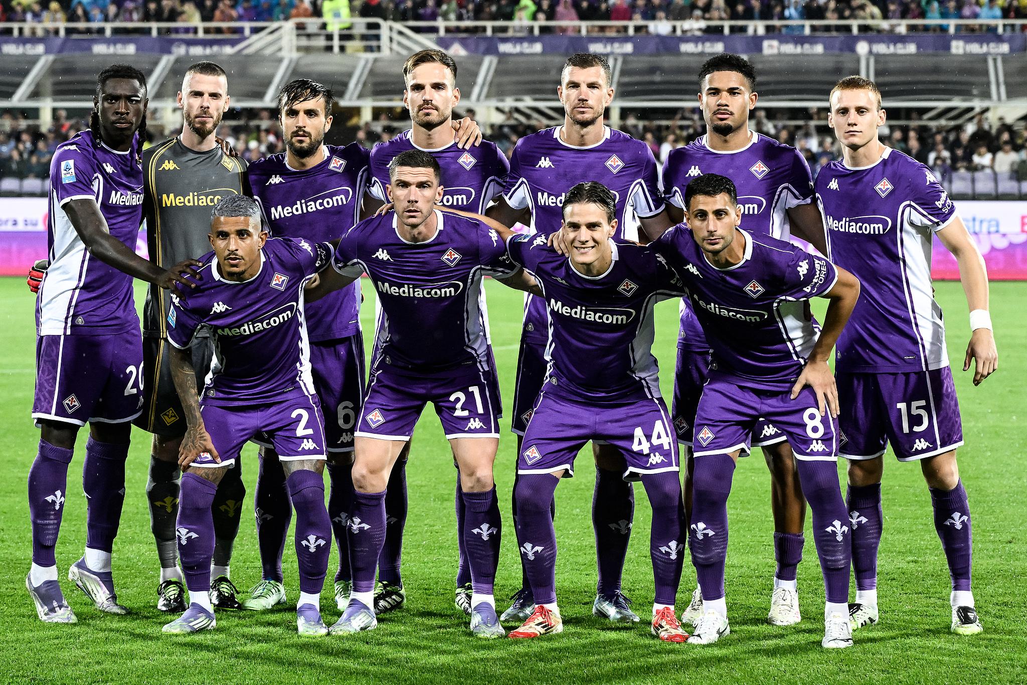 世界杯手机直播软件-佛罗伦萨全城向罗科·科米索致敬：瓦诺利及领导层前排出席