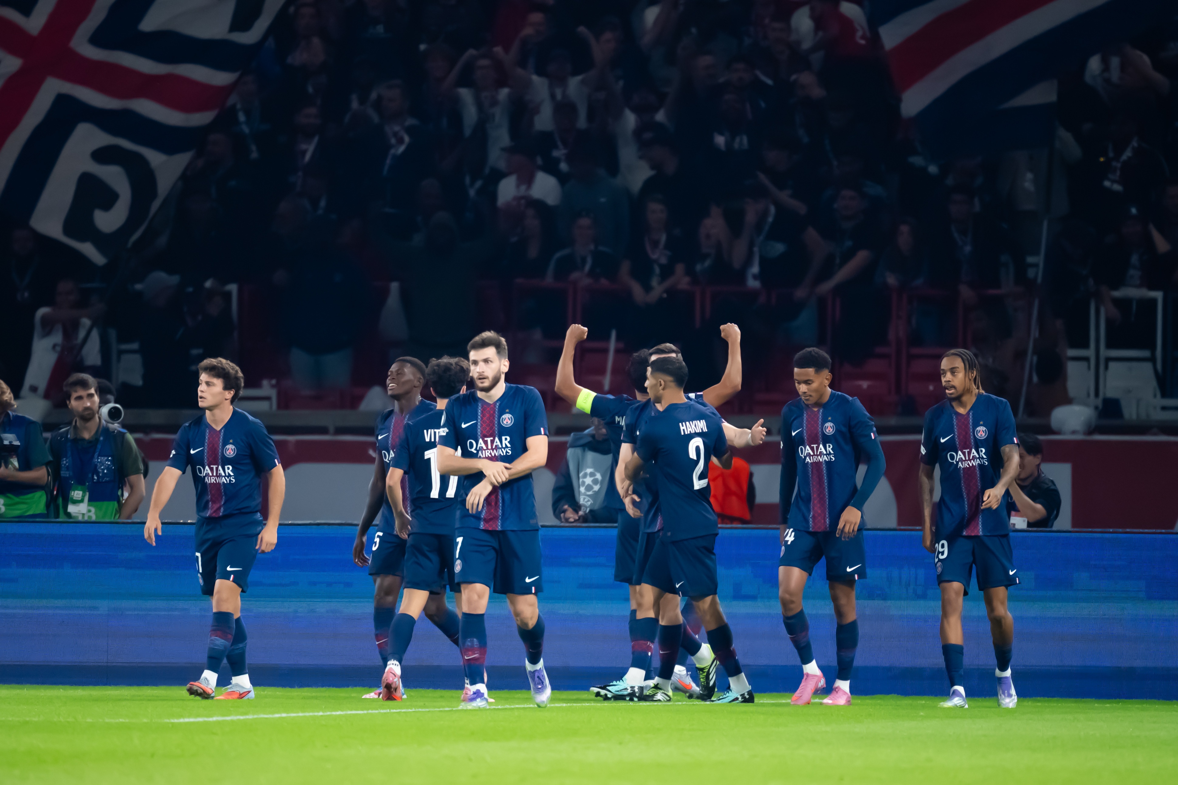 世界杯手机直播软件-队报：主场大胜切尔西获得信心，巴黎球员希望本赛季卫冕欧冠