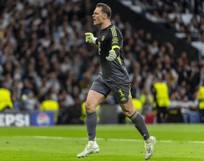 世界杯官方app下载平台-40岁诺伊尔9次扑救闪耀欧冠，拜仁拟4月商讨续约|曼努埃尔·诺伊尔|皇马|德国|皇家马德里|拜仁慕尼黑_新浪体育_新浪新闻